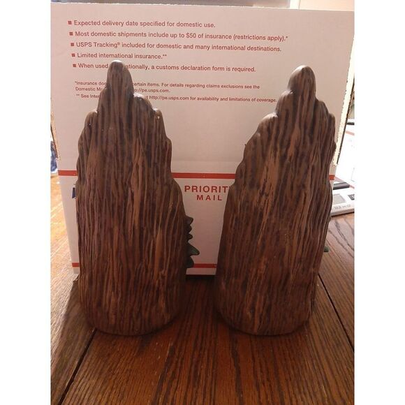 Set 2 Beautiful Ceramic Rustic Santa Bavarian Christmas St Nick 10" Decorations - Picture 5 of 6